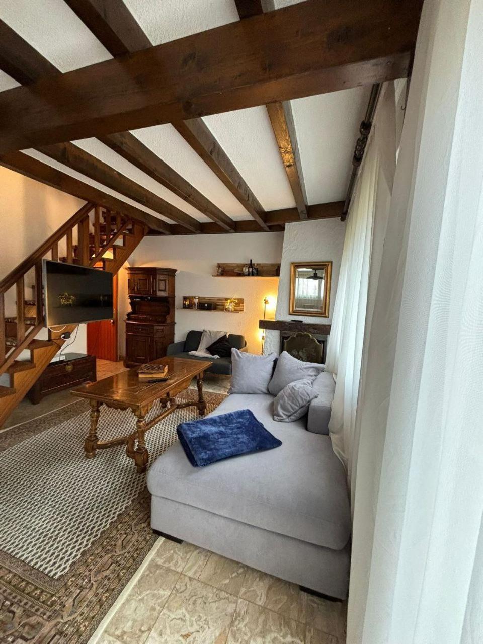 Apartment Duplex *