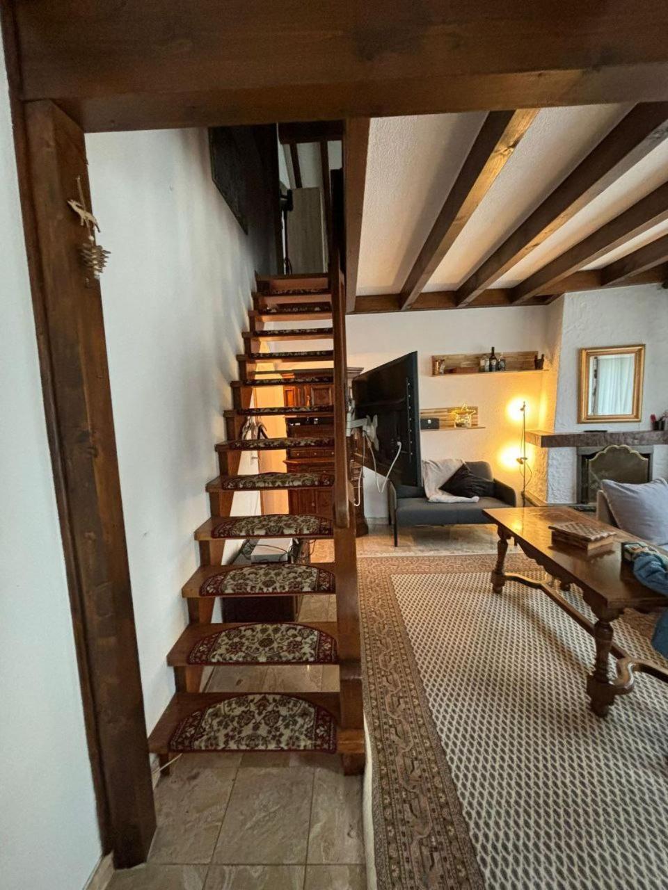 Duplex Apartment *
